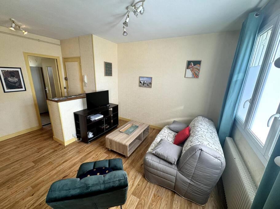 Appartement Proche De L'Hyper-Centre Avec Garage كان المظهر الخارجي الصورة