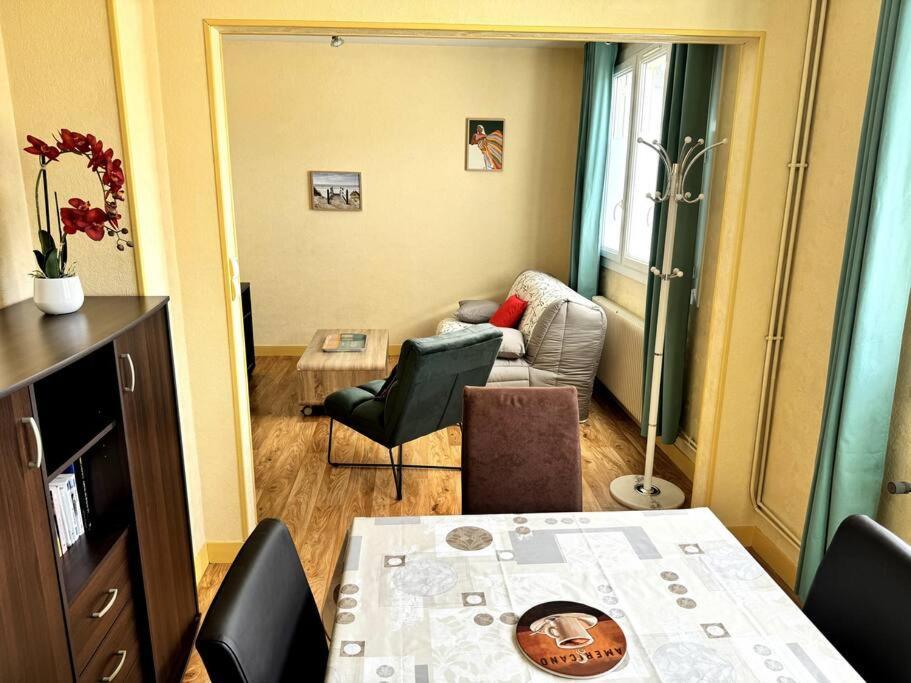 Appartement Proche De L'Hyper-Centre Avec Garage كان المظهر الخارجي الصورة